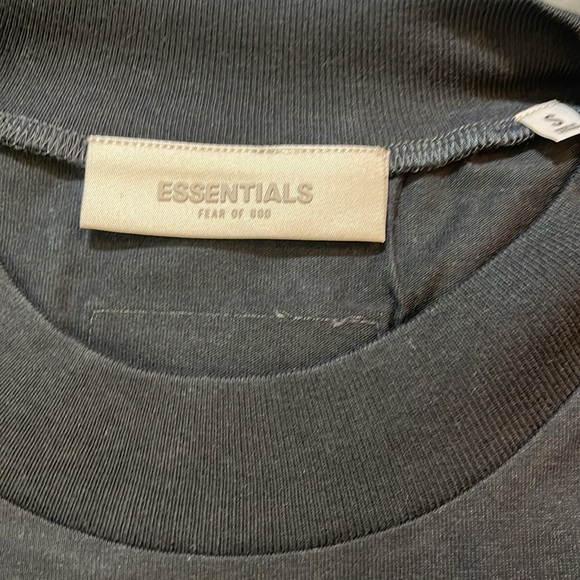 Fear of god essentials stretch limo tee shirt - Picture 3 of 5